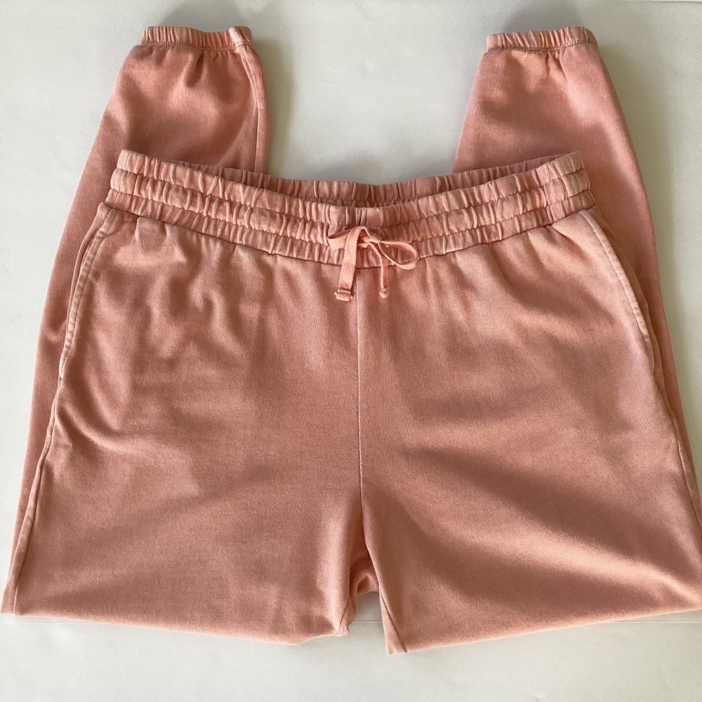 Old Navy Peach Sweatpants Size Large